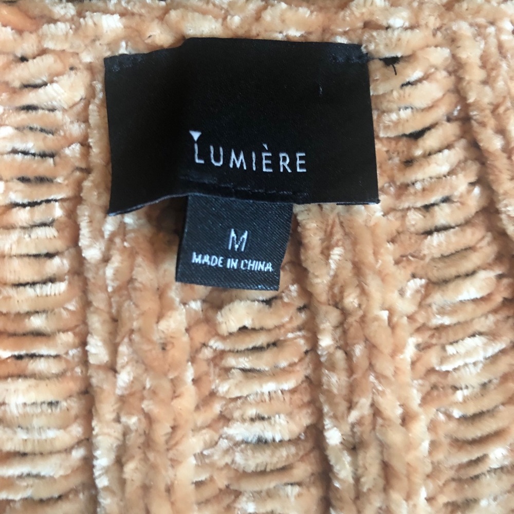 gold soft sweater! - Picture 2 of 3